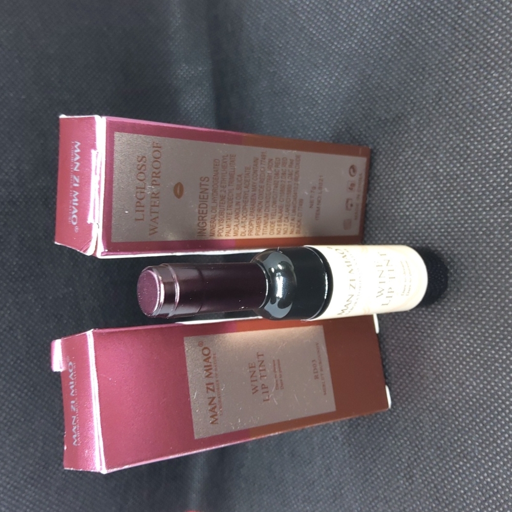 Wine Bottle Lip Tint - Merlot Burgandy